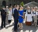 La princesse Victoria et le prince Daniel de Suède à Stockholm, le 6 juin 2011, pour les célébrations de la fête nationale suédoise. Dès 10 heures, le couple a donné le coup d'envoi de la journée en saluant le public à la porte sud du palais. 