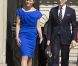 La princesse Victoria et le prince Daniel de Suède à Stockholm, le 6 juin 2011, pour les célébrations de la fête nationale suédoise. Dès 10 heures, le couple a donné le coup d'envoi de la journée en saluant le public à la porte sud du palais. 