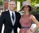 Le Royal Ascot 2011 a débuté, évidemment en grande pompe, le 14 juin 2011. La sublime Danielle Lineker, accoampagnée de son mari Gary Lineker, était irrésistible dans sa robe col V signée Victoria Beckham.