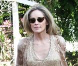 Après le shopping, l\'actrice Sharon Stone est allée au salon de coiffure, le lundi 14 juin à Los Angeles.