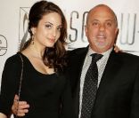 Billy Joel et sa fille de 25 ans Alexa, née de son union avec le top modèle Christie Brinkley. New York, 16 juin 2011<br />