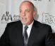 Billy Joel est monté sur la scène de ce gala de remise de prix pour accompagner au piano son ami chanteur Garth Brooks. New York, le 16 juin 2011