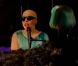 Lady Gaga fait son show... chauve !