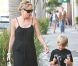 Sharon Stone : Séance shopping avec Laird, futur Dark Vador !