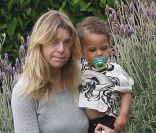 Ellen Pompeo à Los Angeles : même avec son adorable Stella Luna, elle n'a toujours pas le sourire le 18 juin 2011