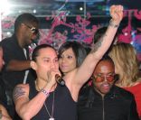 Taboo, Apl.de.ap des Black Eyed Peas ont rejoint Usher  au VIP Room Theater le vendredi 24 juin 2011 pour la plus grande joie des fêtards 
