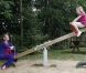 La princesse Mathilde et le prince Philippe de Belgique ont emmené leurs quatre enfants visiter un site archéologique en Belgique, le 8 juillet 2011.