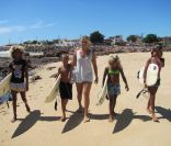 Le Roxy Charity Surf, samedi 16 juillet 2011, a été l'un des moments phares du ROXY PRO Biarritz 2011 et a attiré l'attention sur l'association Surf and Hope de Lee-Ann Curren, qui sauve des enfants brésiliens par le surf.