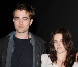 Robert Pattinson et Kristen Stewart lors de la promotion au Comic-Con de Twilight le 21 juillet 2011 à San Diego aux Etats-Unis