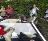 Le prince Henrik en sortie vintage aux abords du château de Grasten, le 1er août 2011. 