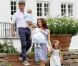 Au château de Grasten, résidence d'été de la famille royale de Danemark, la bonne humeur était au rendez-vous pour la séance photo des vacances, le 1er août 2011.
Autour de la reine Margrethe et du prince Henrik, le prince Frederik et la princesse Mary avec leurs quatre enfants (Christian, Isabella et les jumeaux Vincent et Joséphine) et le prince Joachim et la princesse Marie avec leurs trois enfants (Nikolai, Felix, Henrik) formaient une superbe ribambelle !