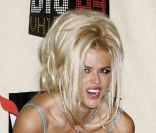 Anna Nicole Smith à Los Angeles, le 1er décembre 2004.<br />