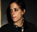  Samantha Ronson mixe à New York en novembre 2010 