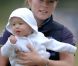 Le 6 août 2011 à Gatcombe Park, Peter Phillips, frère aîné de Zara, et sa femme Autumn étaient présents avec leur bébé, Savannah, pour le British Festival of Eventing. 