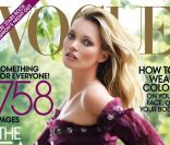 Kate Moss raconte son mariage en photo pour le magazine Vogue US du mois de septembre. 