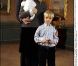  Session photo officielle le 30 janvier 2004 pour la naissance de la princesse Ingrid Alexandra, à la résidence du couple royale à Asker, avec Marisu, fils d'une précédente union de Mette-Marit. 
 Le 25 août 2011, le prince héritier Haakon de Norvège et la princesse Mette-Marit doivent célébrer leurs noces d'étain : 10 années d'un mariage et d'un amour parfaitement sereins, après des débuts controversés... 
