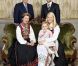  Juin 2006, tournée de la famille royale célébrant le centenaire du couronnement du roi Haakon VII. 
 Le 25 août 2011, le prince héritier Haakon de Norvège et la princesse Mette-Marit doivent célébrer leurs noces d'étain : 10 années d'un mariage et d'un amour parfaitement sereins, après des débuts controversés... 