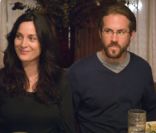 Image du film The Fireflies in the Garden avec Ryan Reynolds et Carrie-Anne Moss 
