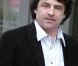 Claude Barzotti n'a pas fini d'être inquiété pour la chanson La France aux Français , brûlot qui devait faire partie d'une comédie musicale baptisée Les Nouveaux Nomades .