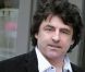 Claude Barzotti n'a pas fini d'être inquiété pour la chanson La France aux Français , brûlot qui devait faire partie d'une comédie musicale baptisée Les Nouveaux Nomades .