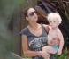 Sharlely est une véritable mère poule avec sa petite tête blonde Amadeus, fruit de son union avec Boris Becker