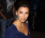 Eva Longoria sort de son restaurant Beso en compagnie de son bien-aimé Eduardo Cruz, le 7 septembre 2011.