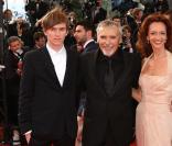 Dennis Hopper, sa femme et leur fils, à la projection du dernier épisode des aventures d'Indiana Jones