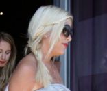 Tori Spelling se rend dans une boutique Agent Provocateur, à Los Angeles, pour acheter de la lingerie, lundi 12 septembre 2011.