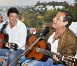 Paul et Michel Boujenah, Patrick Bruel et Félix Gray au cours du voyage du Jasmin, en Tunisie le 8 mai 2011.
