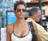  Halle Berry en août 2011 à Los Angeles 