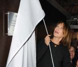 Nathalie Baye baptise le Diamant II sur les bords de Seine à Paris, le 20 septembre 2011.
