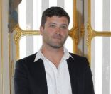 Yannick Delpech a été fait Chevalier des Arts et des Lettres par le ministre de la Culture Frédéric Mitterrand le vendredi 23 septembre 2011