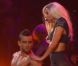 Lady Gaga de retour sur scène devant un parterre de superstars de la pop