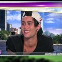 Les Anges de la télé - Le mag : Simon laisse planer le doute sur sa sexualité