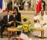 Le roi Hamad bin Isa Al Khalifa de Bahrein, dont les manifestants du printemps arabes réclamaient l'abdication, doit désormais composer avec les allégations de tortures visant une membre de la famille royale...