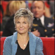 Véronique Jannot lors de l'enregistrement de l'émission Vivement Dimanche en mars 2011<br />
