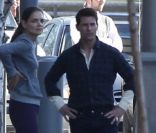 Katie Holmes rend visite à Tom Cruise sur le tournage de son film One Shot à Pittsburgh le 7 octobre 2011