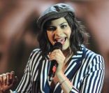 Maryvette Lair, la plus comédienne des participants du X Factor saison  2, éliminée en demi-finale<br />