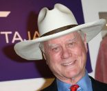 Larry Hagman, en juillet 2007 à Paris.