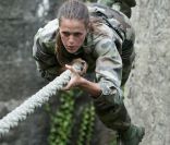 Laure Manaudou (photo : en stage commando avec le CNM en septembre 2011), en octobre 2011, se sépare de son agent l\'avocat Didier Poulmaire et rejoint l\'écurie Pimiento de Jean-François Salessy pour donner un nouvel élan à son parcours d\'athlète et à