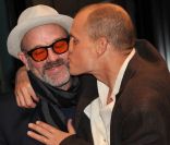 Woody Harrelson, très complice abec Michael Stipe (REM), défendait le 15 octobre 2011, au BFI Film Festival à Londres, <em>Rampart</em>, un film qui s\'annonce âpre et explosif sur un des plus gros scandales de la police de Los Angeles.