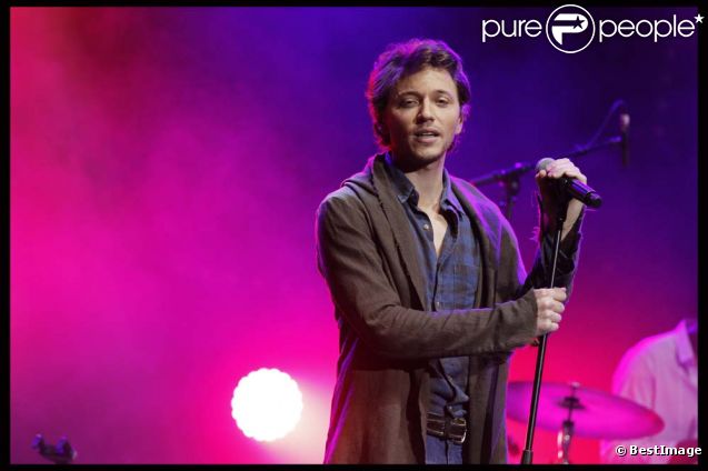 Raphaël, pour la remise du prix Constantin, à Paris, le 17 octobre 2011.