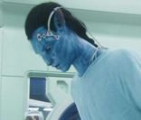 Sam Worthington dans ses premiers pas d'Avatar