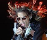  Steven Tyler en concert avec Aerosmith