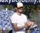 David Beckham, supporter attentif de son fils Cruz lors d'un match de football le 15 octobre 2011 à Los Angeles