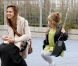 Jessica Alba dans les rues de New York le 24 octobre 2011 en compagnie de ses filles Honor et Haven