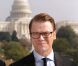 Le prince Daniel, époux de la princesse Victoria de Suède, a entamé à Washington sa visite officielle aux Etats-Unis, du 24 octobre au 2 novembre 2011. Lors de sa première journée sur place, il a notamment visité le Newseum, un musée qui se consacre à l'histoire de l'information du XVIe siècle à nos jours.