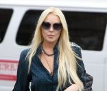 Lindsay Lohan à Los Angeles, le 18 octobre, au cours d\'une séance de shopping.
