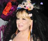 Bette Midler lors du gala d'Halloween au profit du New York restoration project de Bette Midler à New York le 28 octobre 2011  