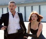 Justin Timberlake et Amanda Seyfried dans Time out.<br />